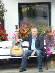 In Aranmore in the County Galway, 1000 pubs , 1000 sing-songs.